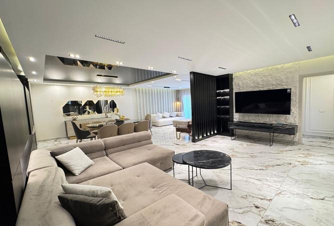 8520629 - Property Image 2