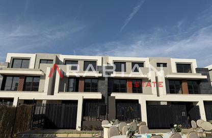 فيلا - 4 غرف نوم - 3 حمامات للبيع في مدينة الباتيو - كمبوندات التجمع الخامس - التجمع الخامس - مدينة القاهرة الجديدة - القاهرة
