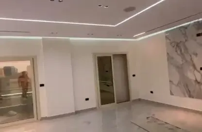 شقة - 3 غرف نوم - 3 حمامات للبيع في مدينة وصال - كمبوندات الشروق - مدينة الشروق - القاهرة