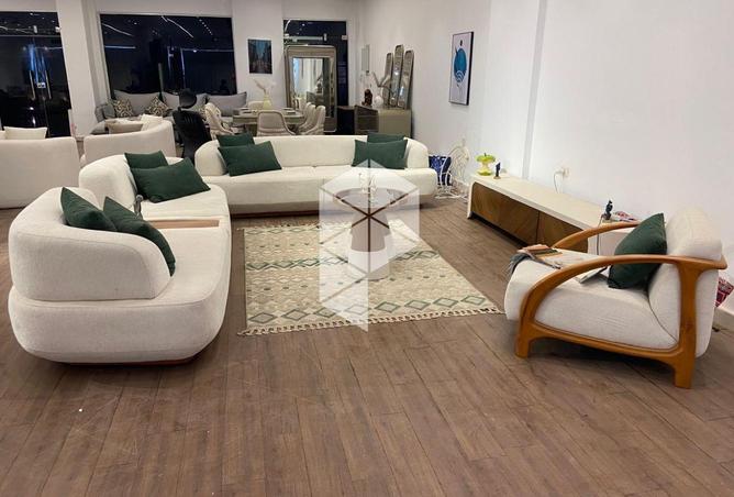 104876743 - Property Image 3