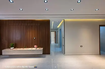 شقة - 3 غرف نوم - 2 حمامات للبيع في البوابة الرابعة - مينا - حدائق الاهرام - الجيزة