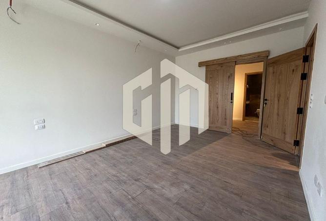 52456237 - Property Image 3