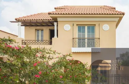 Villa - 4 Bedrooms - 4 Bathrooms for sale in Hyde Park Central - The 6th Settlement - New Cairo City - Cairo