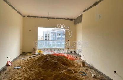 (بنتهاوس  (روف - 3 - 3 للبيع في جاليريا  مون فالى - المستثمرين الجنوبية - مدينة القاهرة الجديدة - القاهرة