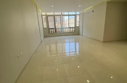 شقة - 3 غرف نوم - 2 حمامات للايجار في اللوتس الجنوبي - حى اللوتس - مدينة القاهرة الجديدة - القاهرة