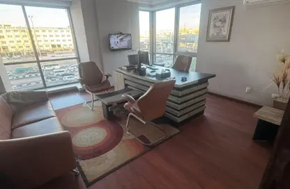 مساحات مكتبية - 4 غرف نوم - 3 حمامات للايجار في أشجار دارنا - زهراء المعادي - حي المعادي - القاهرة