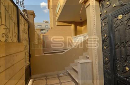 فيلا - 3 - 3 للبيع في شارع الجزيرة - المستثمرين الجنوبية - مدينة القاهرة الجديدة - القاهرة