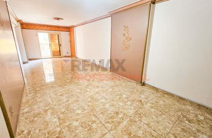Apartment - 3 - 1 for sale in Tiba St. - Cleopatra - Hay Sharq - Alexandria