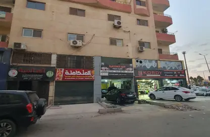 محل تجاري - استوديو - 1 حمام للبيع في طريق الاردنية - مجاورة 7 - مدينة العاشر من رمضان - الشرقية