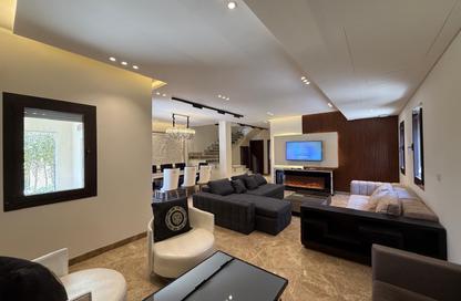 Villa - 5 Bedrooms - 4 Bathrooms for sale in Mivida - 5th Settlement Compounds - The 5th Settlement - New Cairo City - Cairo
