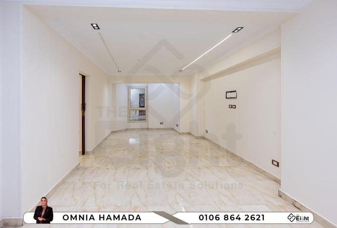 8609717 - Property Image 2