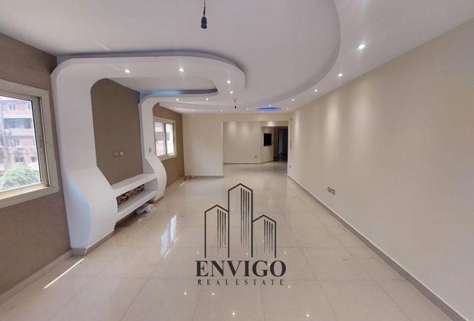 8718139 - Property Image 2