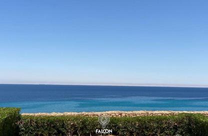Chalet - 2 Bedrooms - 2 Bathrooms for sale in Telal Al Sokhna - Al Ain Al Sokhna - Suez
