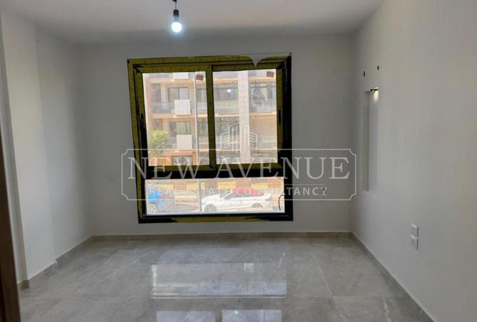 81822600 - Property Image 3