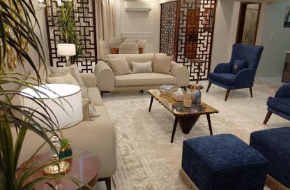 Apartment - 2 Bedrooms - 2 Bathrooms for sale in Al Mesaha St. - Dokki - Giza