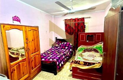 Apartment - 3 Bedrooms - 1 Bathroom for rent in Doctor Mohammed Mogahed St. - 2nd District - 6 October City - Giza