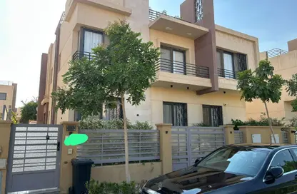 طابق كامل - 3 غرف نوم - 4 حمامات للبيع في الما - الحي الثاني - الشيخ زايد - الجيزة