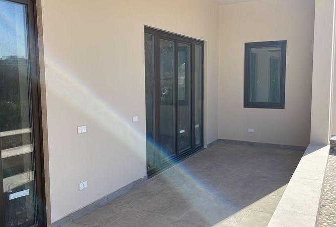 8701657 - Property Image 2