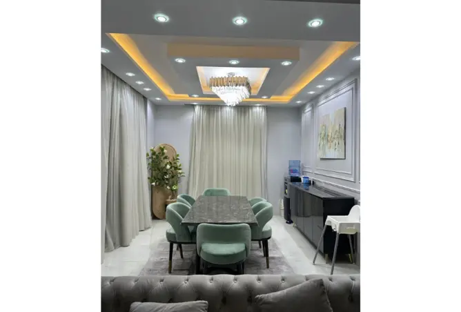 113823333 - Property Image 2