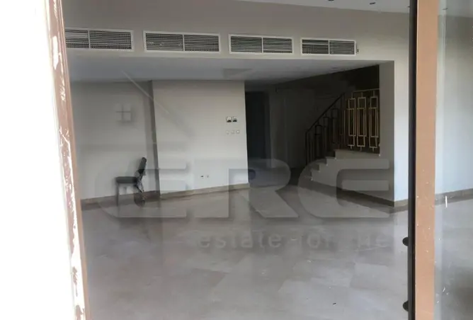 102064361 - Property Image 2