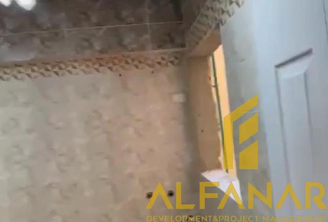 74323031 - Property Image 2