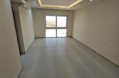 Apartment - 3 Bedrooms - 2 Bathrooms for rent in Hyde Park Central - The 6th Settlement - New Cairo City - Cairo