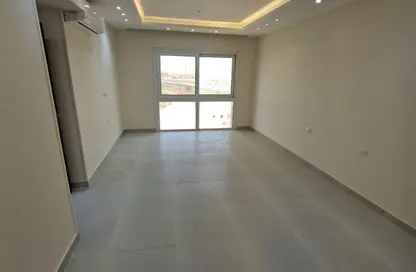 Apartment - 3 Bedrooms - 2 Bathrooms for rent in Hyde Park Central - The 6th Settlement - New Cairo City - Cairo