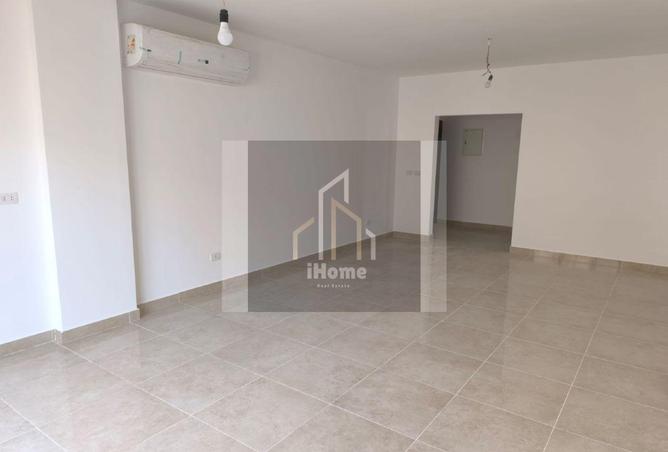 99396799 - Property Main Image