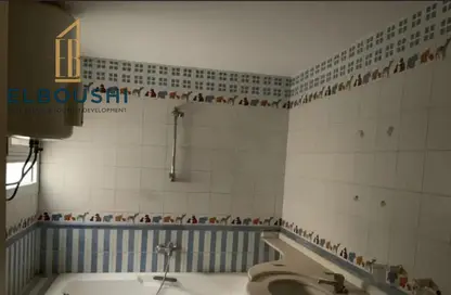 Apartment - 5 Bathrooms for sale in Heliopolis - Masr El Gedida - Cairo