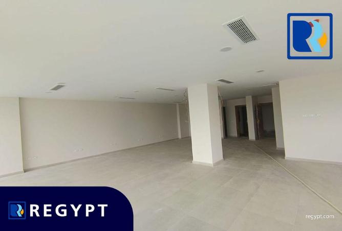 76501010 - Property Image 2