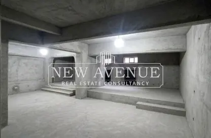 Retail - Studio - 2 Bathrooms for sale in Degla Square - Degla - Hay El Maadi - Cairo
