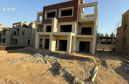 Twin House - 3 Bedrooms - 3 Bathrooms for sale in New Giza - Cairo Alexandria Desert Road - 6 October City - Giza