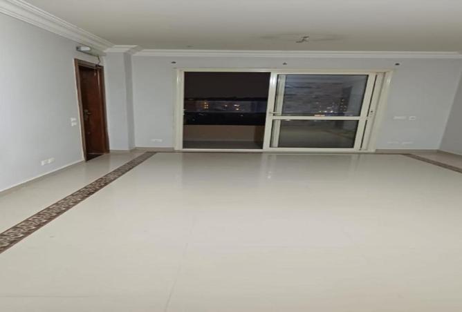 8054274 - Property Image 2