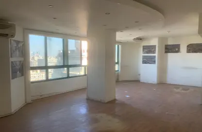 Office Space - 6 Bedrooms - 4 Bathrooms for sale in Mostafa Mahmoud Square - Mohandessin - Giza Office Space - 6 Bedrooms - 4 Bathrooms for sale in Mostafa Mahmoud Square - Mohandessin - Giza
