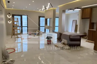 شقة - 3 غرف نوم - 4 حمامات للايجار في ايستاون - كمبوندات التجمع الخامس - التجمع الخامس - مدينة القاهرة الجديدة - القاهرة