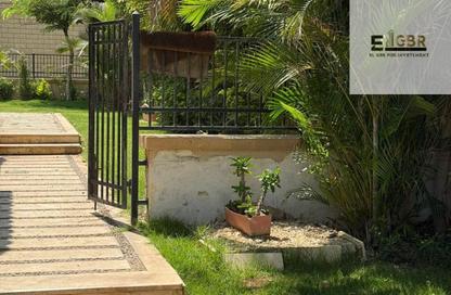 Villa - 5 Bedrooms - 4 Bathrooms for rent in Uptown Cairo - Mokattam - Cairo