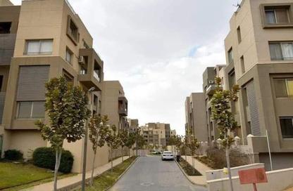 شقة - 2 غرف نوم - 2 حمامات للبيع في فيلدج جيت - المستثمرين الجنوبية - مدينة القاهرة الجديدة - القاهرة