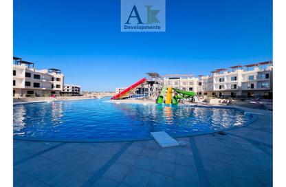 Apartment - 2 Bedrooms - 1 Bathroom for sale in Magawish Resort - Hurghada Resorts - Hurghada - Red Sea