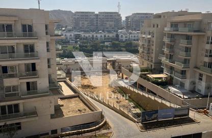 Apartment - 3 Bedrooms - 2 Bathrooms for sale in Mountain View iCity - 5th Settlement Compounds - The 5th Settlement - New Cairo City - Cairo