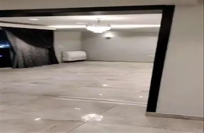 Office Space - 3 Bedrooms - 3 Bathrooms for rent in Gameat Al Dewal Al Arabeya St. - Mohandessin - Giza