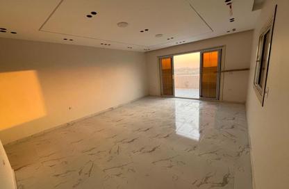 Apartment - 3 Bedrooms - 2 Bathrooms for sale in Al Hadaba Al Olya - Mokattam - Cairo