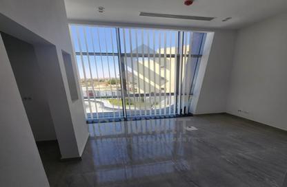 عيادة - استوديو - 1 حمام للايجار في حى اسكان الجامعه الامريكية - كمبوندات التجمع الخامس - التجمع الخامس - مدينة القاهرة الجديدة - القاهرة