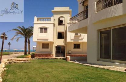 فيلا - 4 غرف نوم - 3 حمامات للبيع في قرية بلاجيو - العين السخنة - السويس