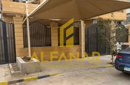 Duplex - 4 Bedrooms - 3 Bathrooms for sale in Mostashareen - North Investors Area - New Cairo City - Cairo