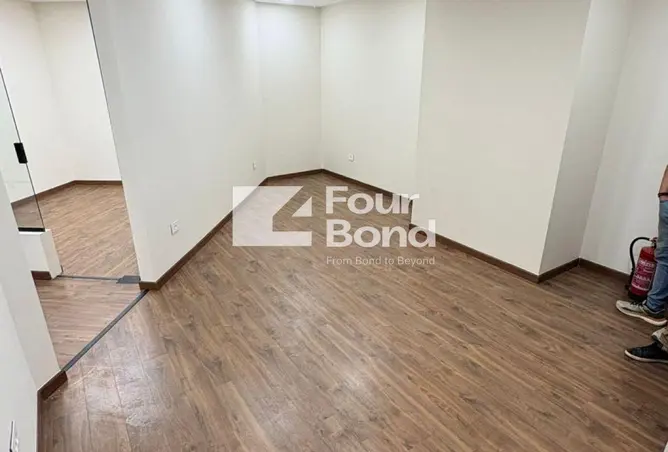 114620156 - Property Image 3