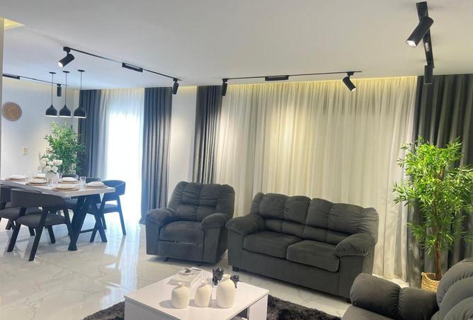 8673072 - Property Image 2