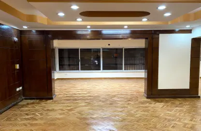 Office Space - 6 Bedrooms - 3 Bathrooms for rent in Nasr City - Cairo