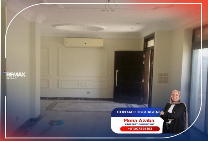 102345922 - Property Image 2