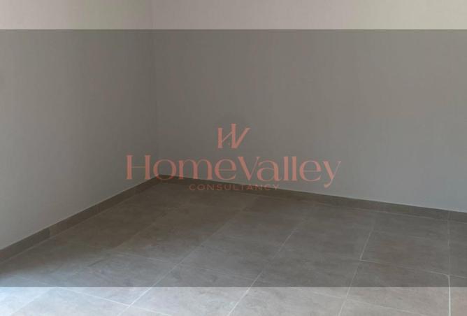 99406293 - Property Image 3