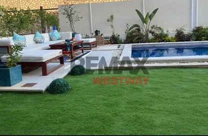 iVilla - 3 Bedrooms - 3 Bathrooms for sale in Mountain View Giza Plateau - Ring Road - 6 October City - Giza